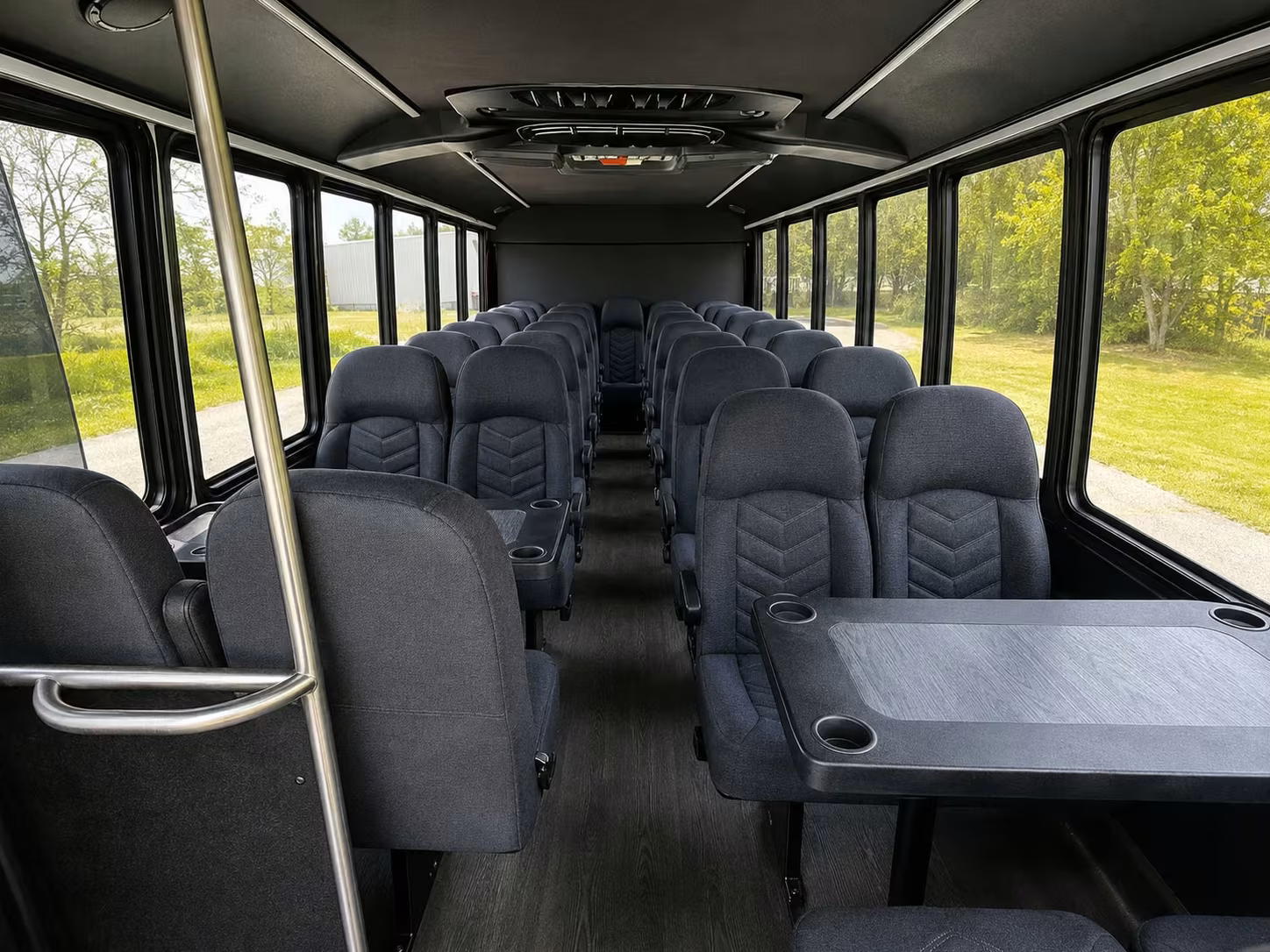 conroe bridal party minibus rentals from hotel to ceremony