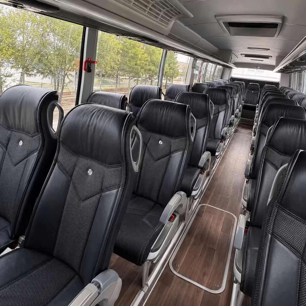 conroe charter bus rentals for houston museum district field trips