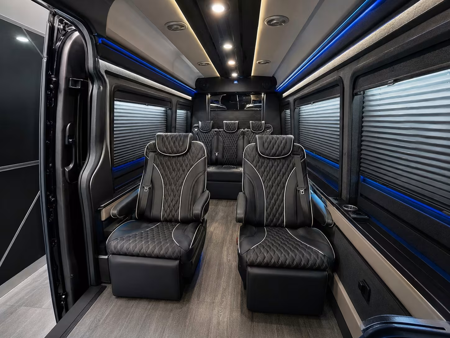 houston executive airport and private terminal transfers near conroe